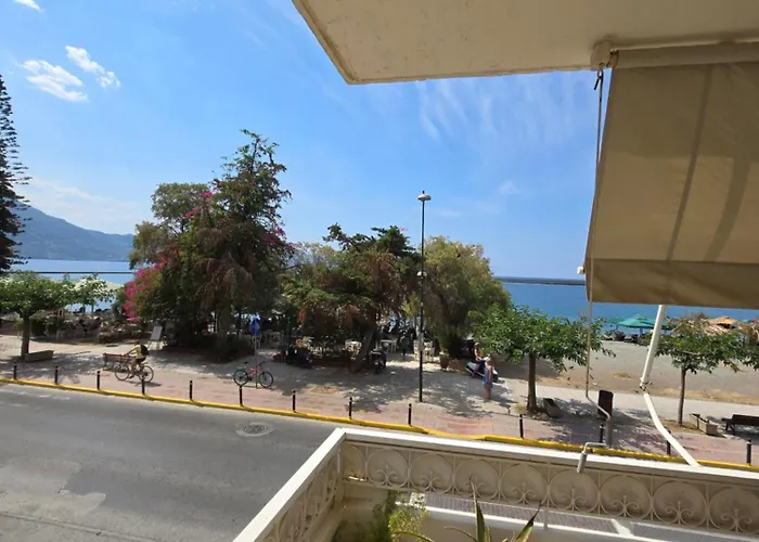 Kons Front Apartamento *